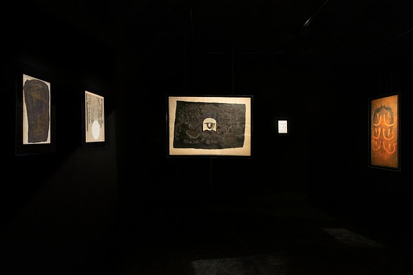 Image 2 of 22