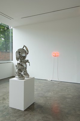 Image 10 of 32