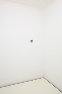 Image 11 of 75