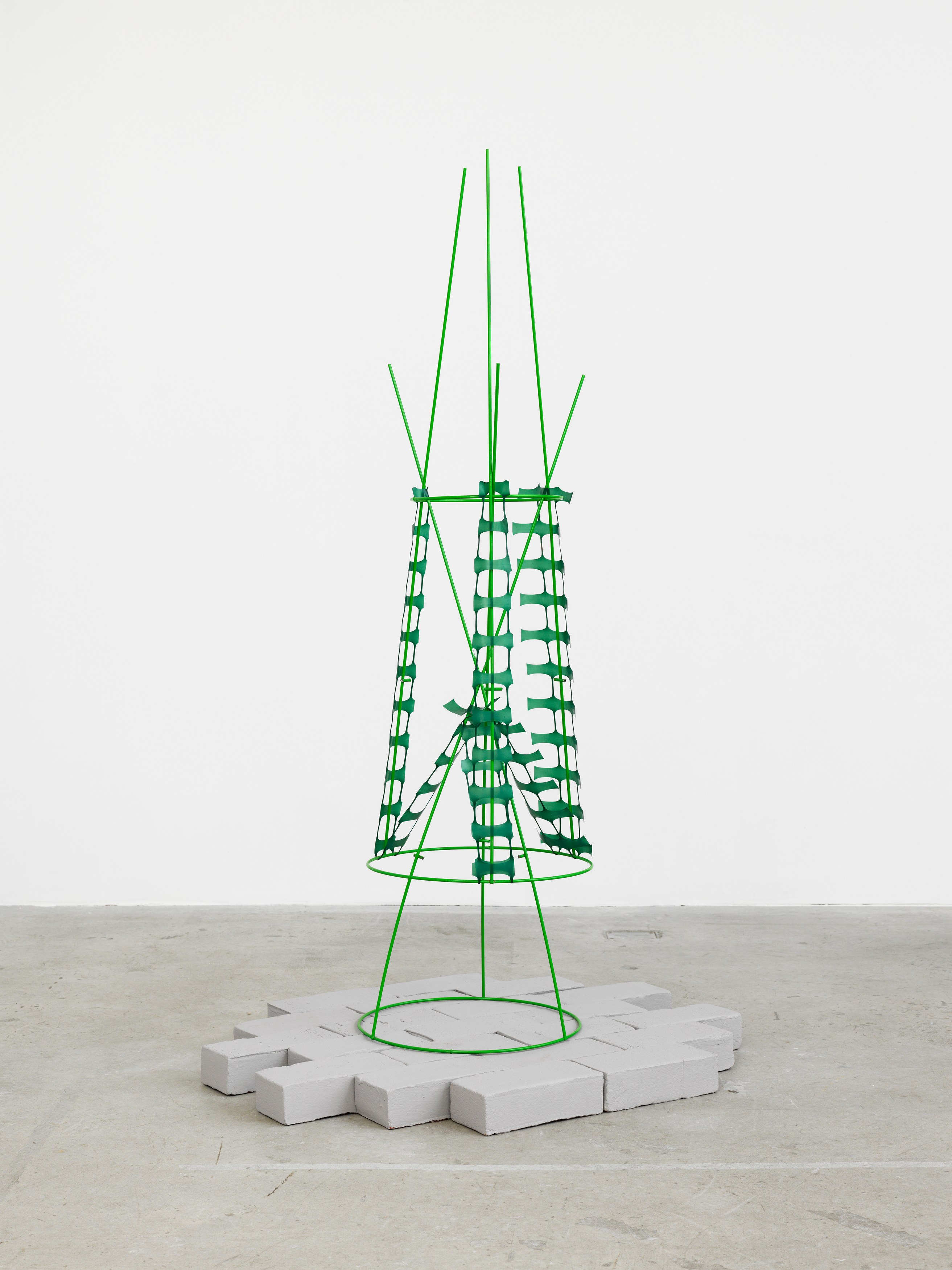Frame Structures, Frame Structures at Magenta Plains, photo 10