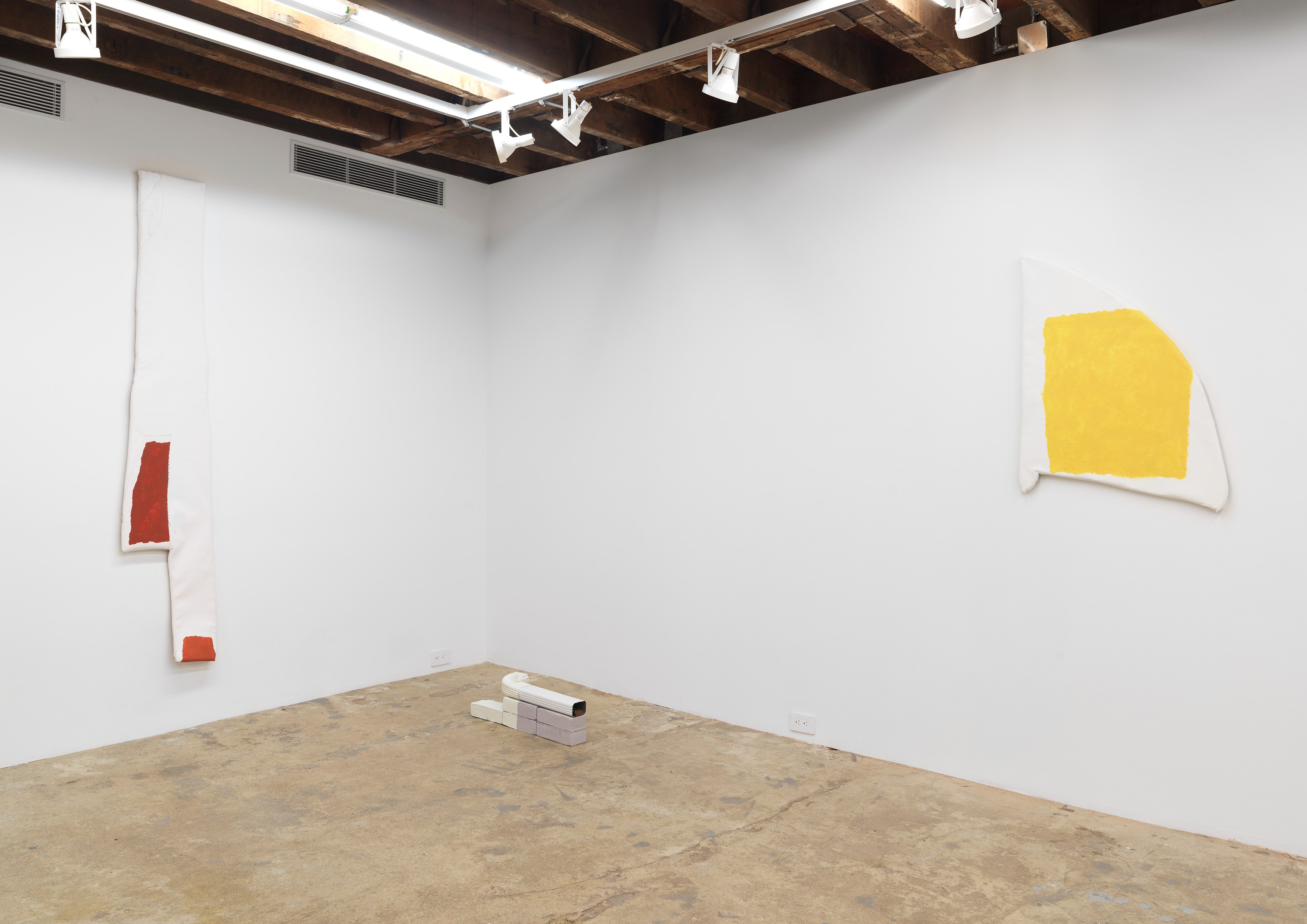 Linnea Kniaz, Running Bond at Magenta Plains, photo 2