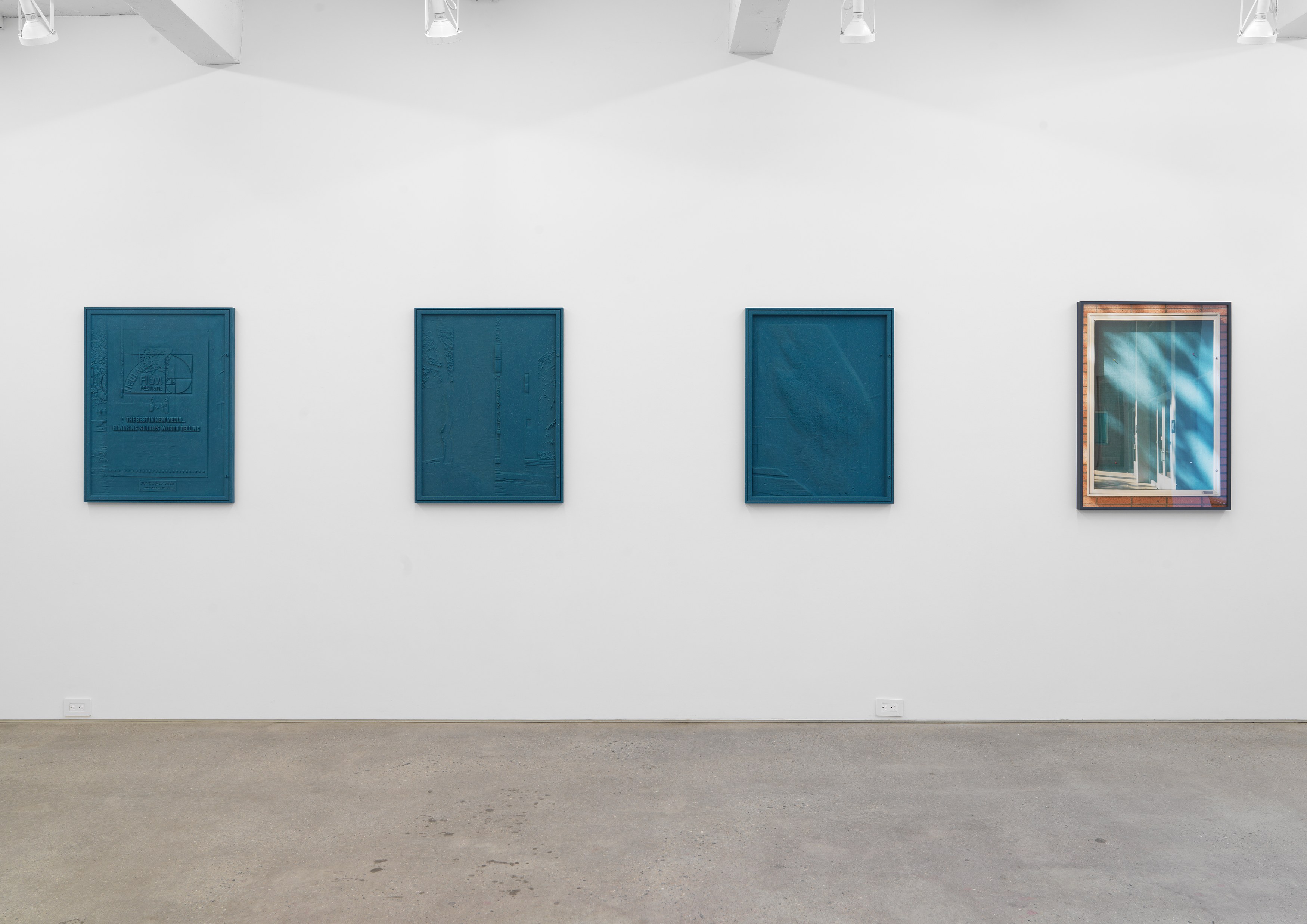 Jennifer Bolande, The Composition of Decomposition at Magenta Plains, photo 2