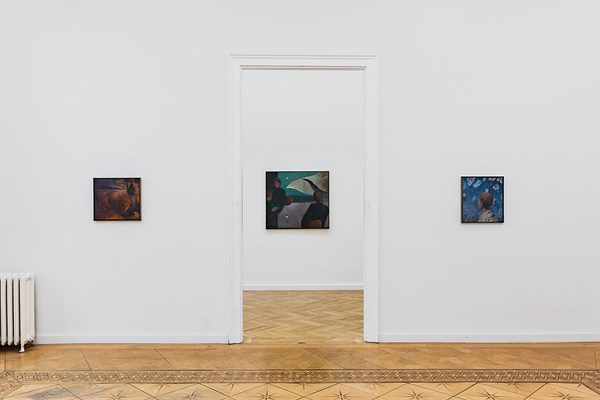 Image 4 of 25