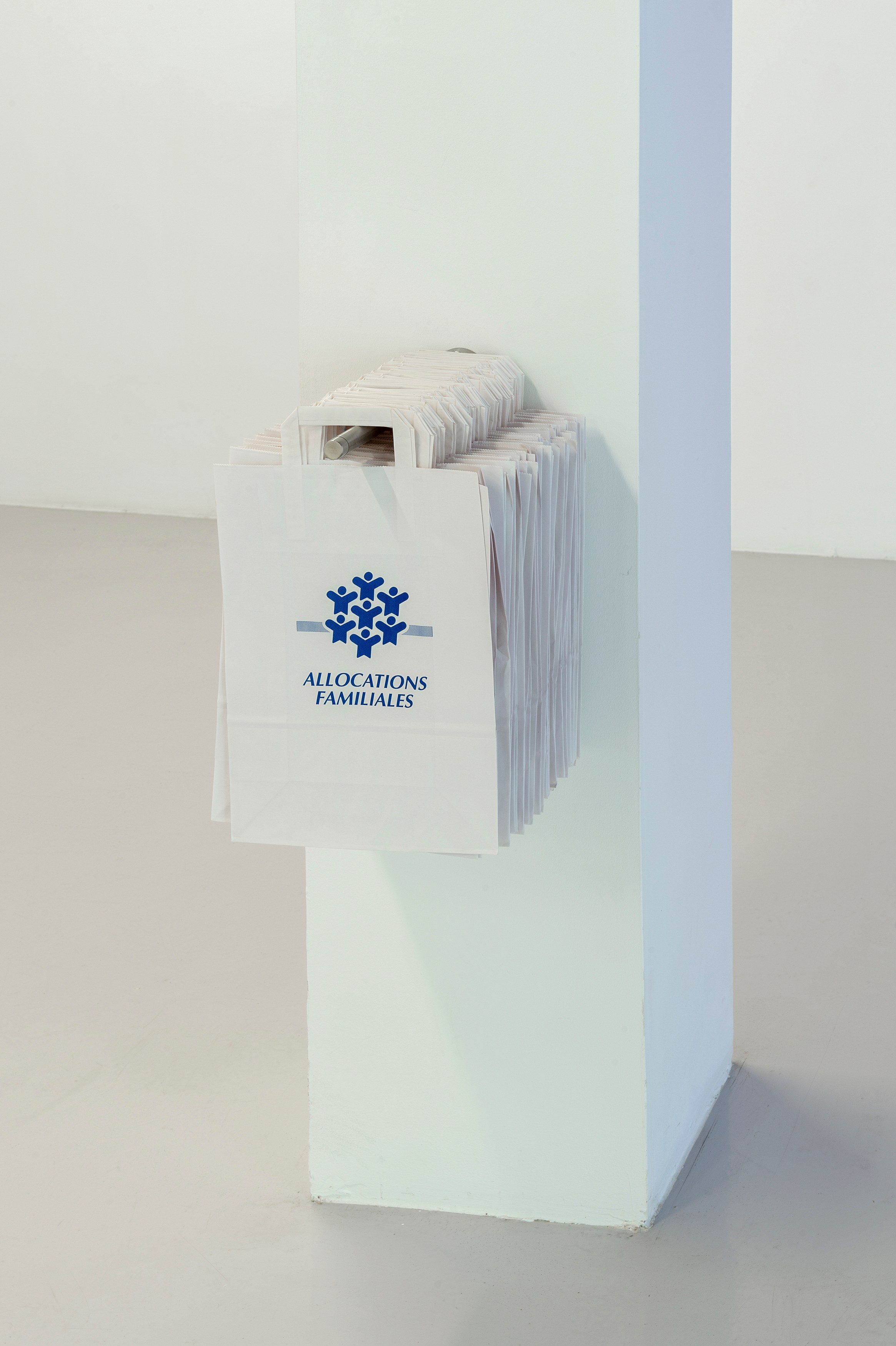 Mégane Brauer, Mordre et Tenir. Chapitre 3 at Air de Paris, photo 11