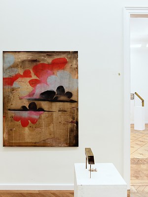 Image 4 of 36