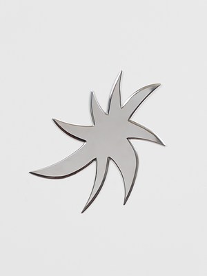 Image 4 of 18