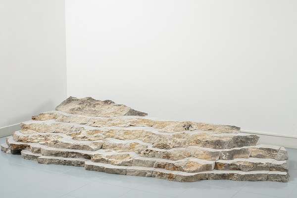 Image 4 of 16