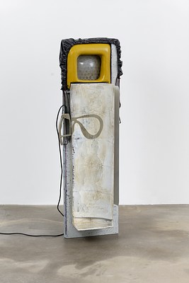 Image 11 of 24