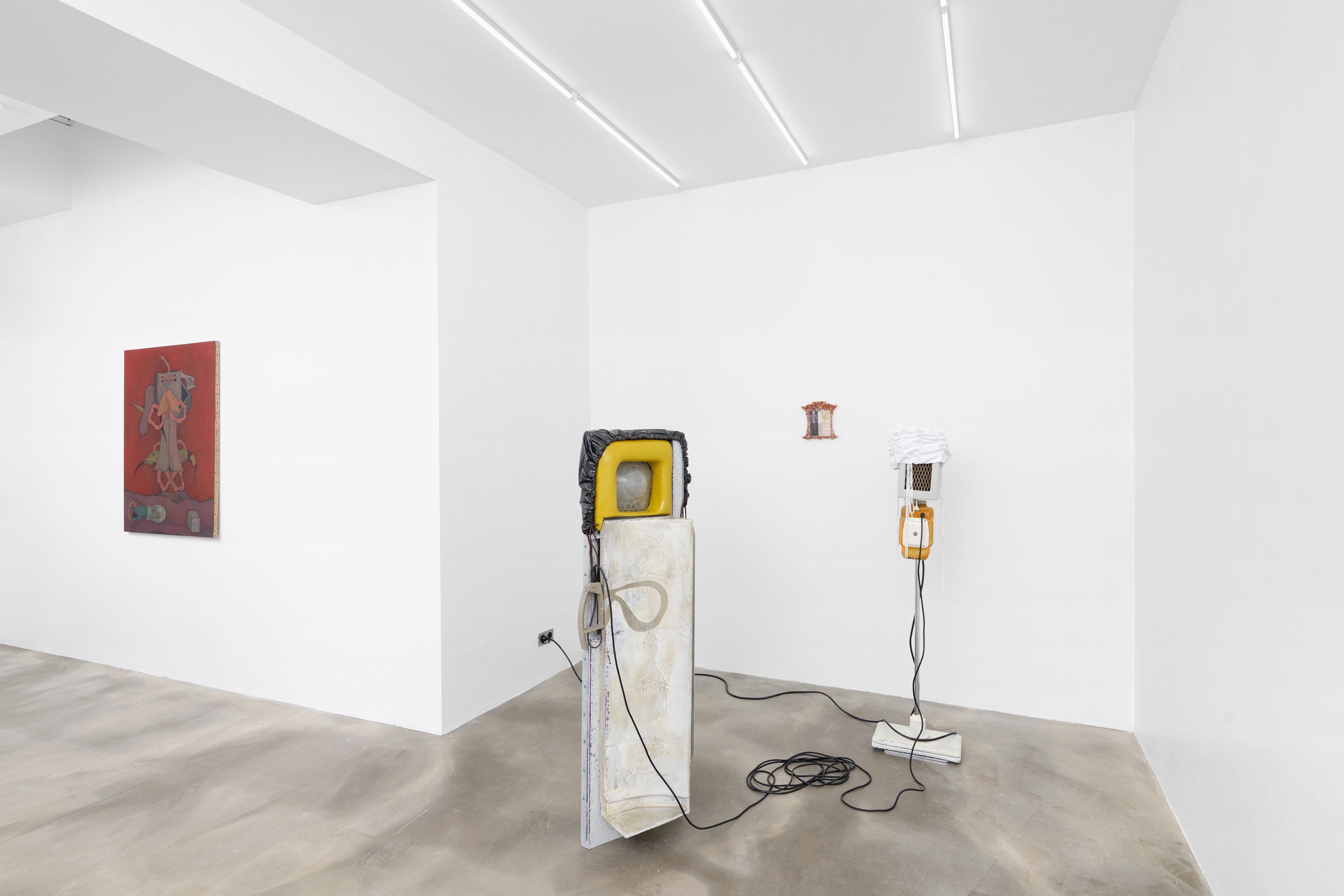 Pas le temps de tout détruire sans doute, Pas le temps de tout détruire sans doute at Galerie Sans titre at Independent, New York 2023, photo 2