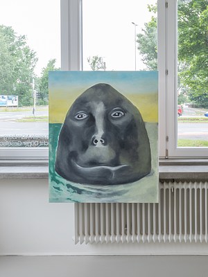 Image 17 of 27