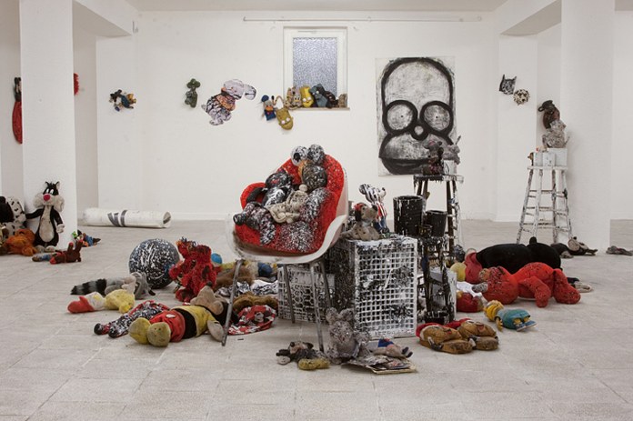 Joyce Pensato, Untitled at Capitain Petzel, photo 4
