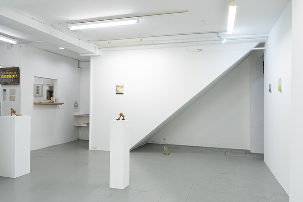 Image 3 of 31