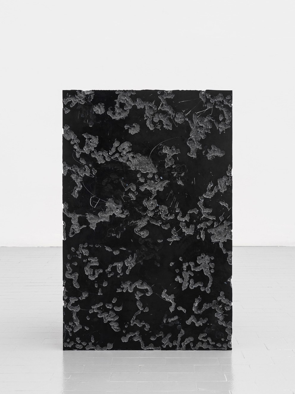 Standing, Standing at Carlier Gebauer, photo 34