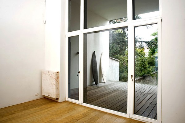 Image 2 of 17