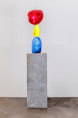 Image 12 of 32