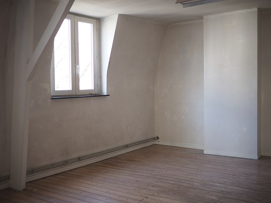 Image 11 of 41