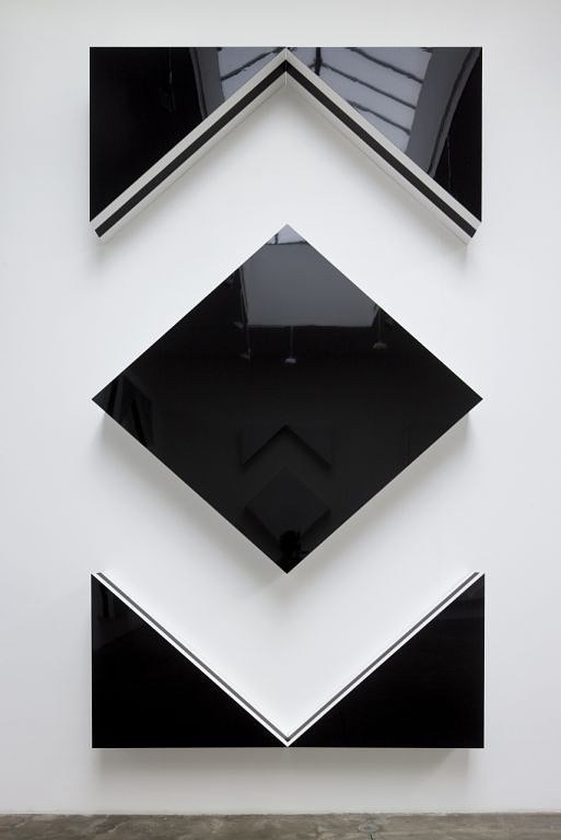 Daniel Buren, To Cut Out: Situated Works 1969-2009 at Bortolami, photo 13