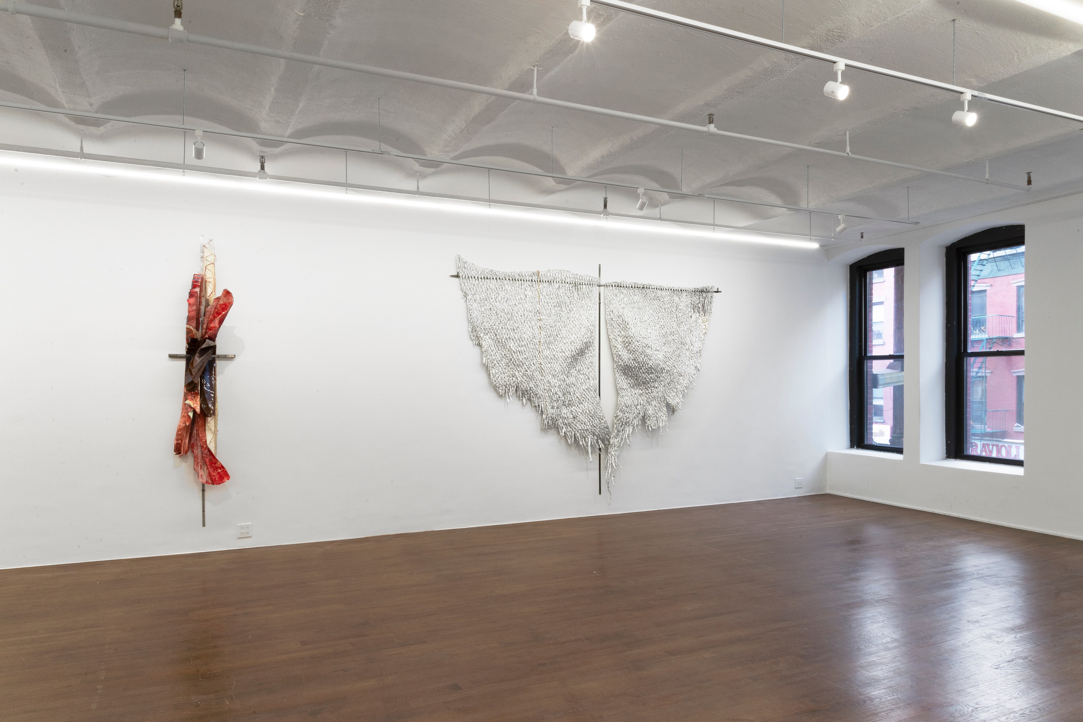 Em Rooney, Entrance of Butterfly at Derosia, photo 2