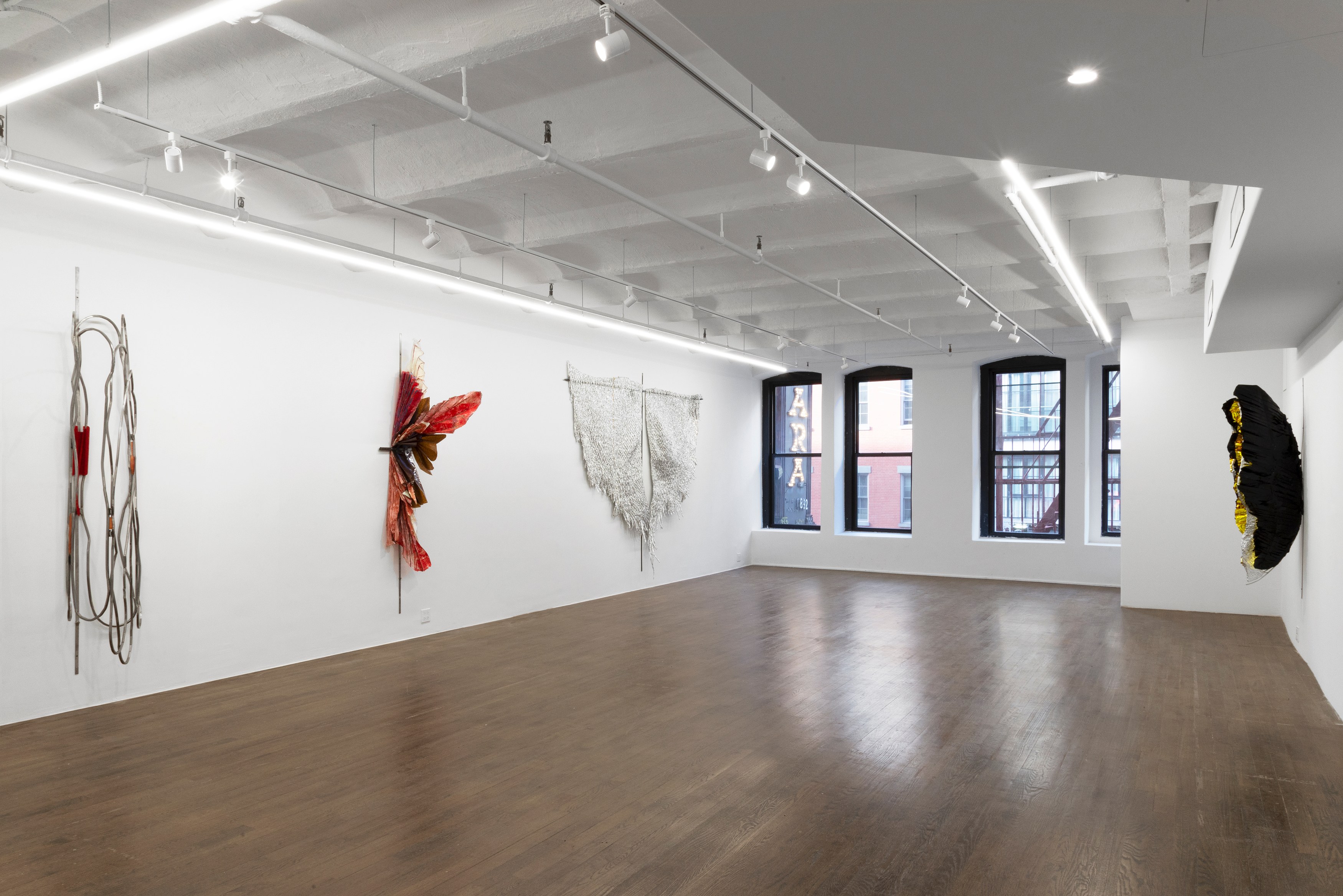 Em Rooney, Entrance of Butterfly at Derosia, photo 5