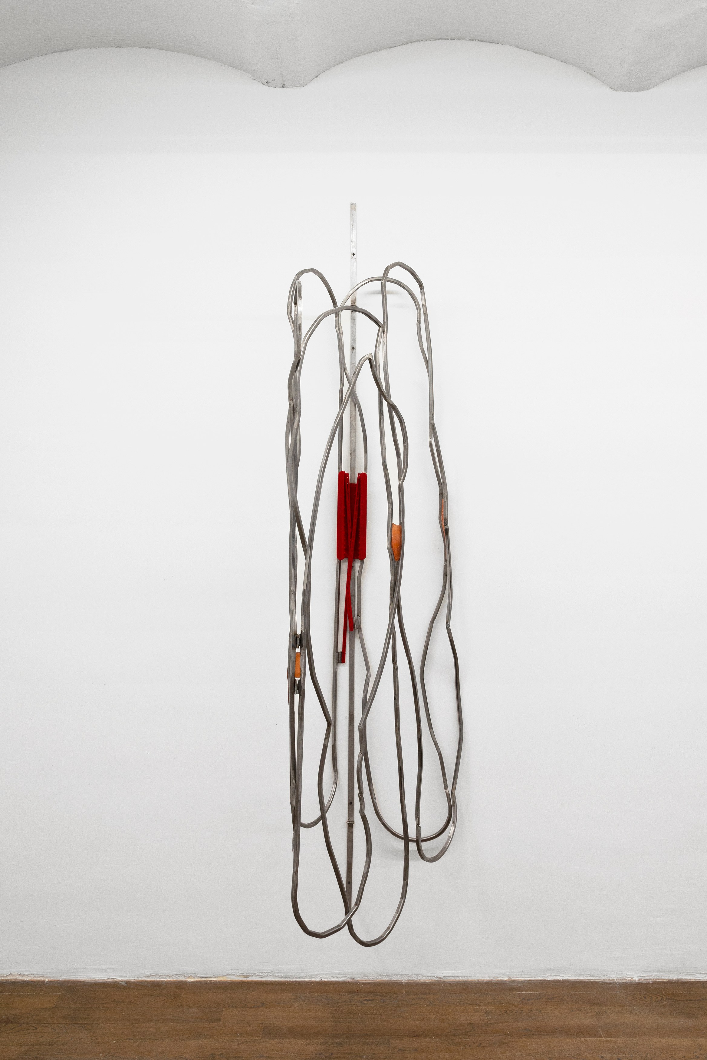 Em Rooney, Entrance of Butterfly at Derosia, photo 15
