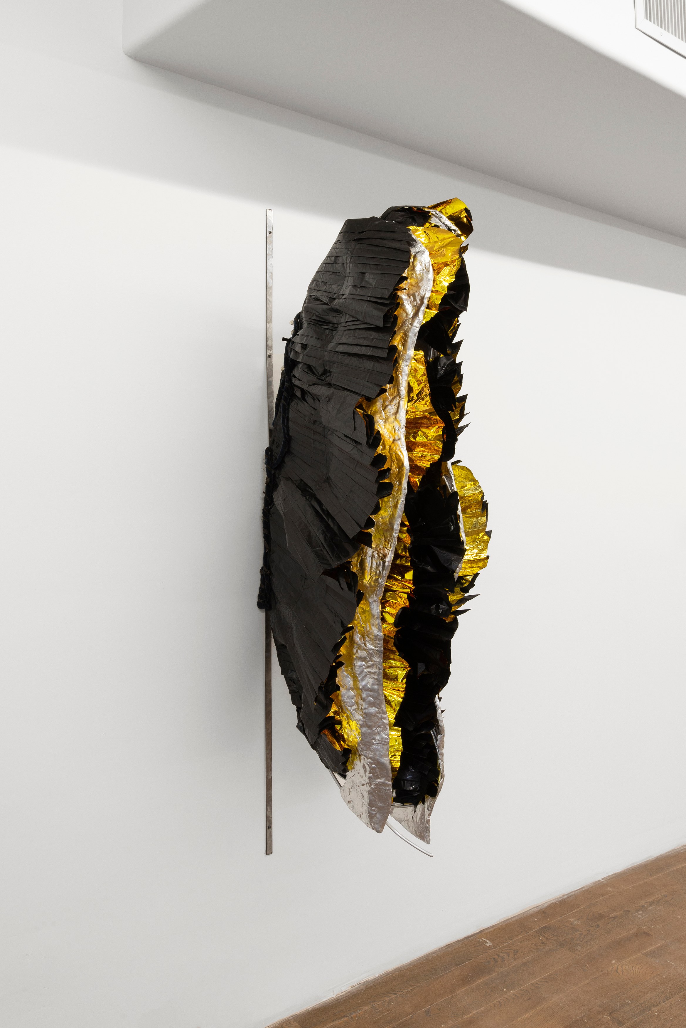 Em Rooney, Entrance of Butterfly at Derosia, photo 31