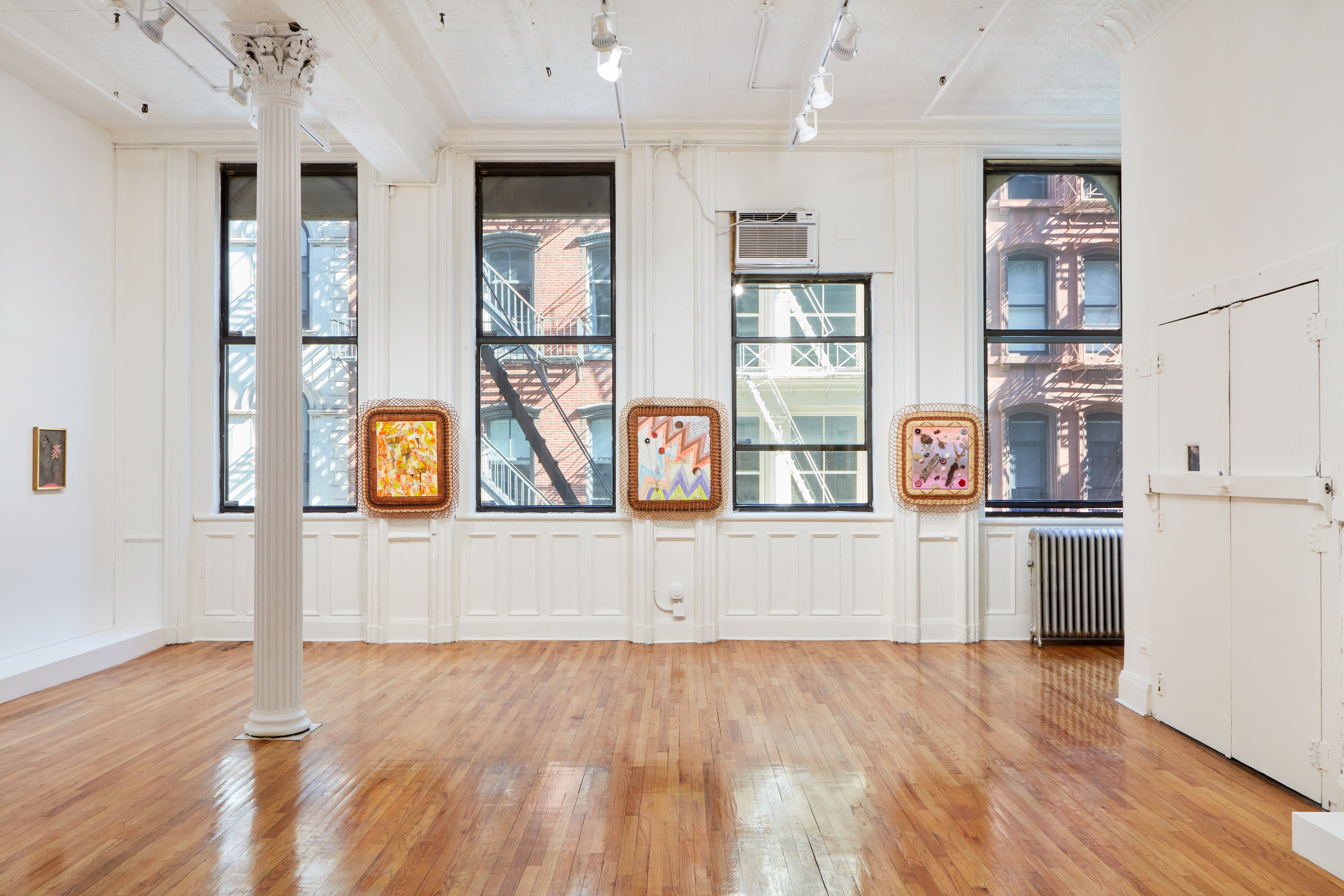 Fernanda Laguna, Welcome to my show in New York!!!!!! Bienvenidos a mi muestra en Nueva York!!!!!! at Bortolami, photo 2