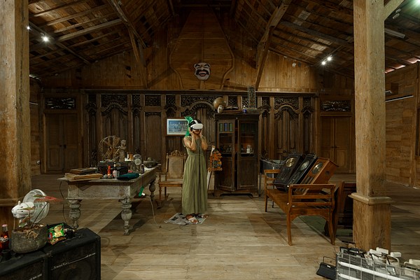 Image 8 of 42