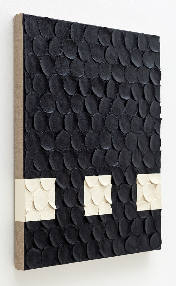 Dianna Molzan, The Case of the Strand at Overduin and Kite, photo 8