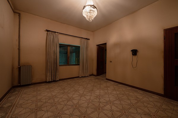 Image 10 of 10