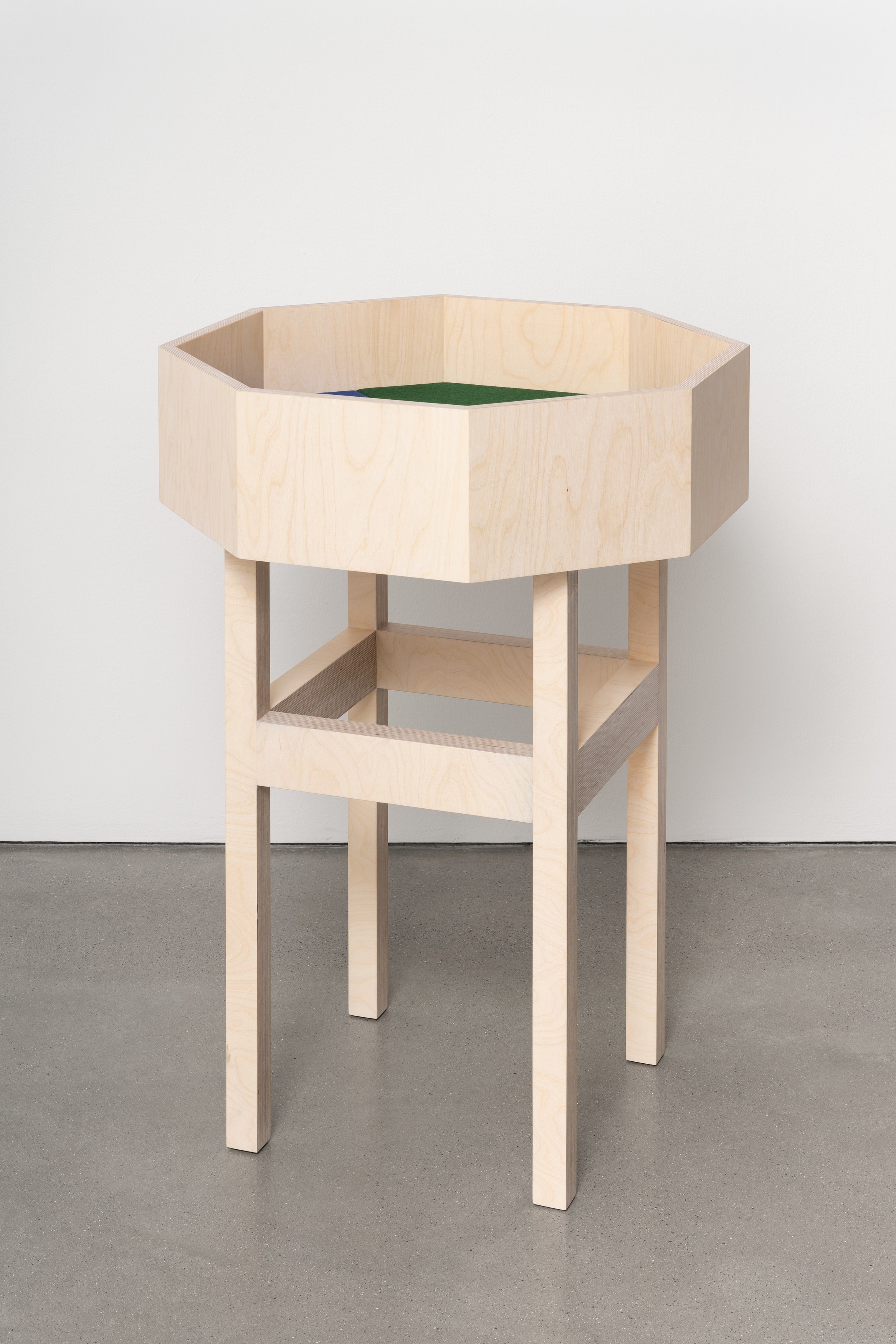 Allan McCollum, Works 1970-1973 at Galerie Thomas Schulte, photo 29