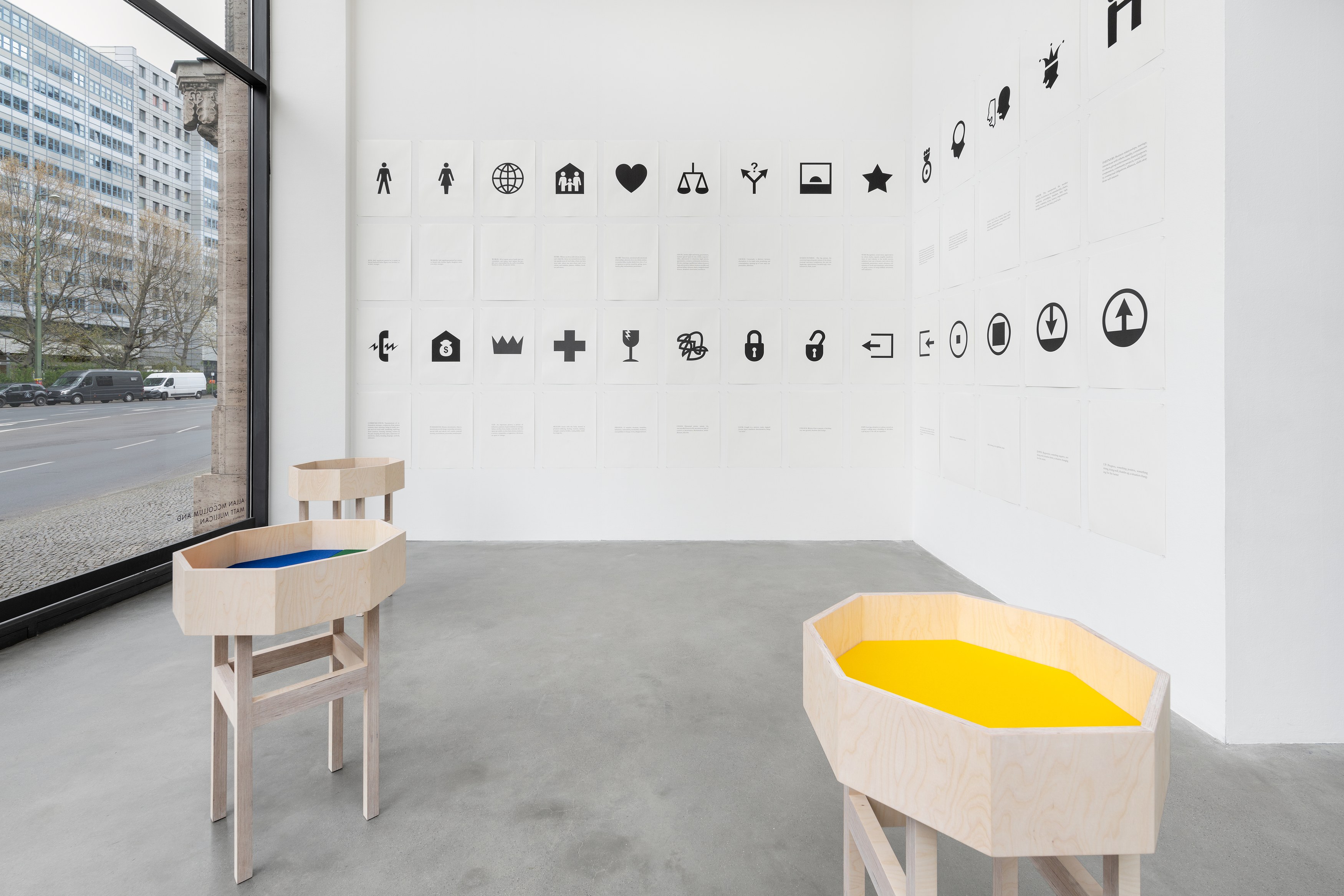 Allan McCollum, Works 1970-1973 at Galerie Thomas Schulte, photo 11