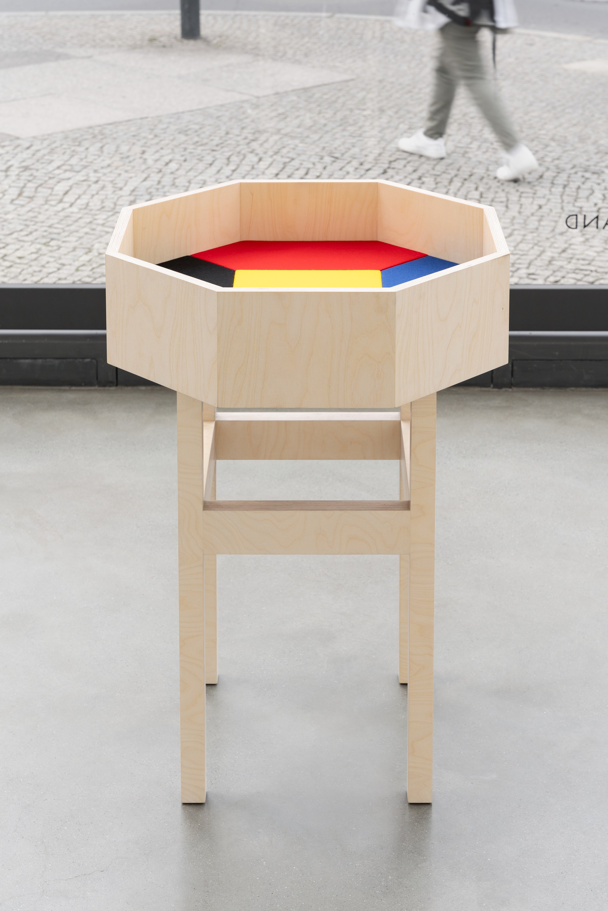 Allan McCollum, Works 1970-1973 at Galerie Thomas Schulte, photo 21