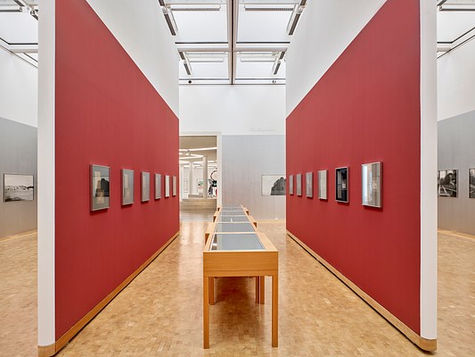 Image 4 of 24