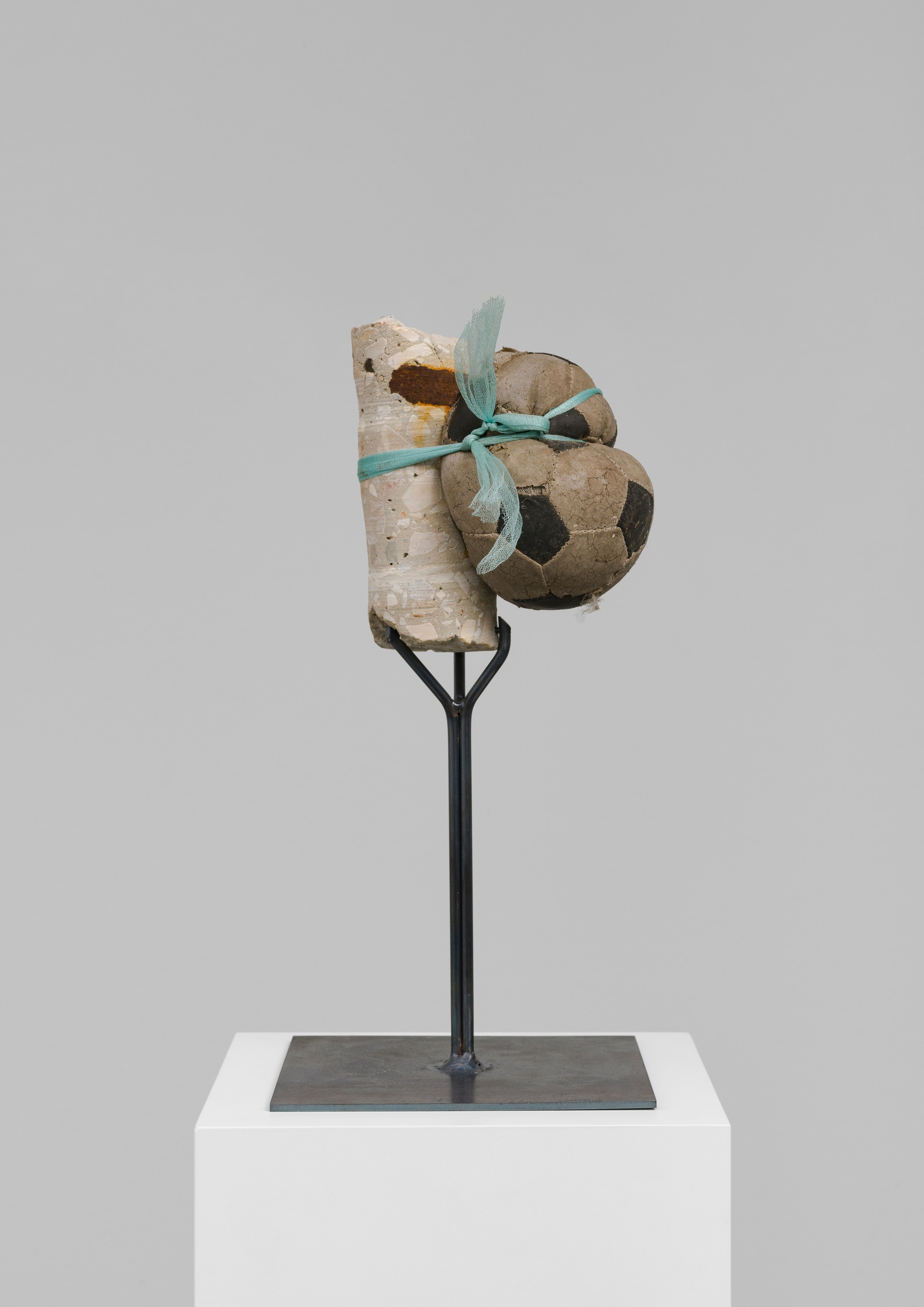 Looking Through the Threshold, Looking Through the Threshold at Carlier Gebauer, photo 39