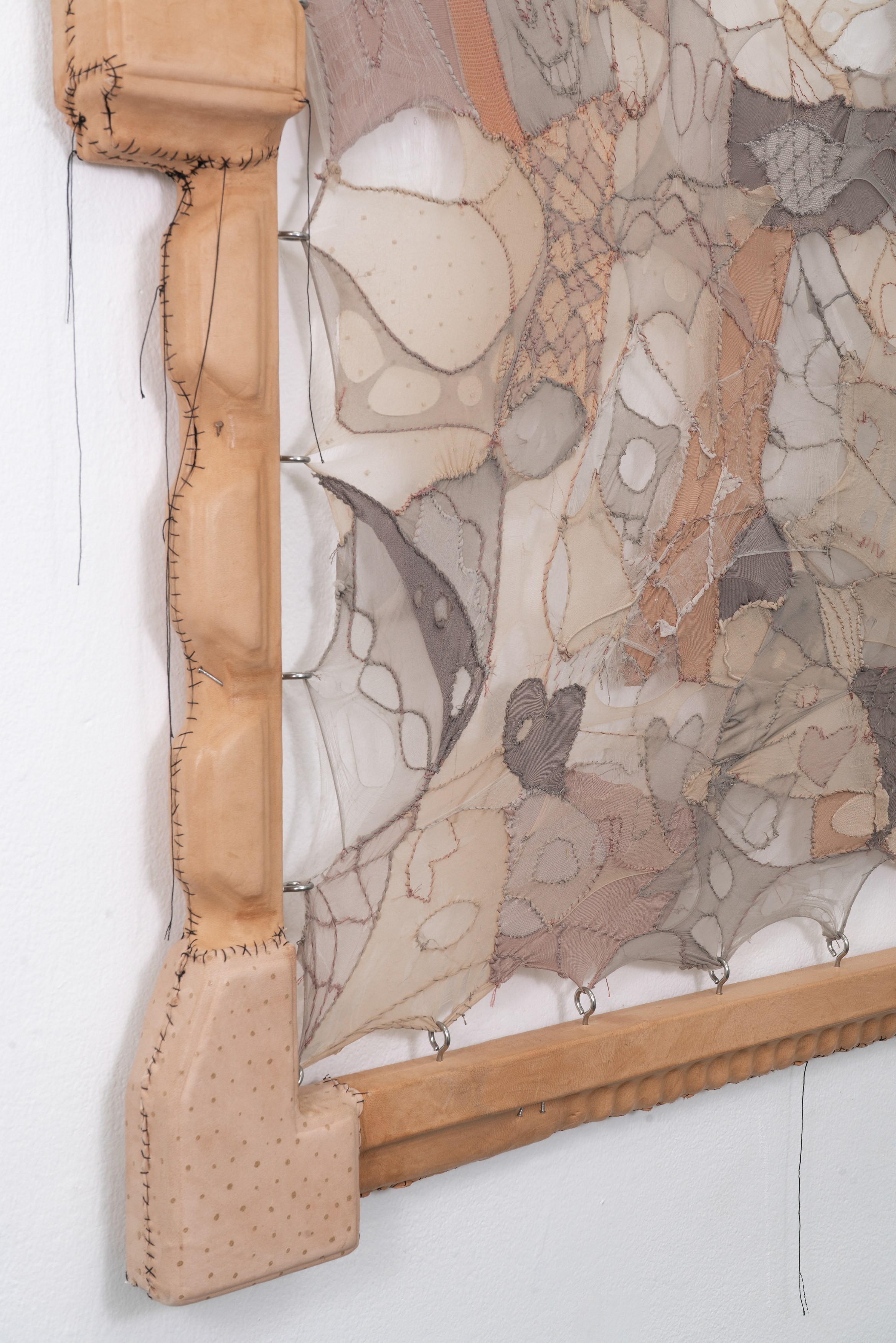 Brandon Morris, Cats live in loneliness then die like falling rain at Gern en Regalia, photo 30