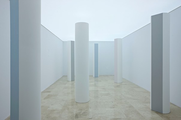 Image 2 of 7