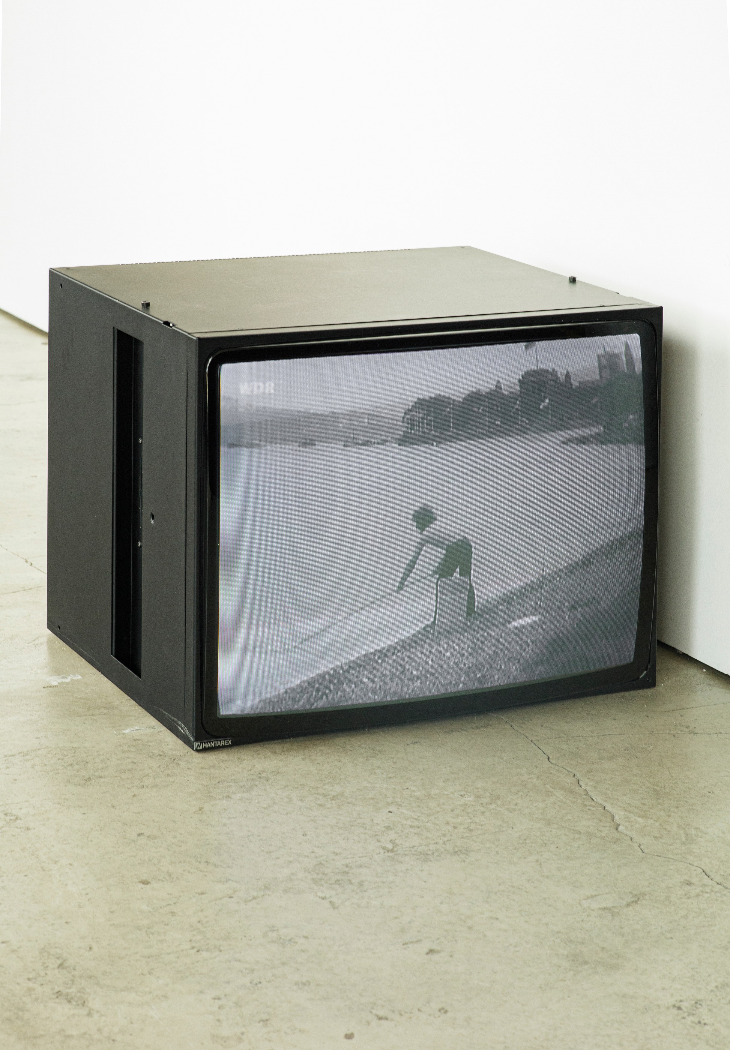 Klaus Rinke, Wasserwerk Rinke at Sammlung Haubrok and Paris Bar, Berlin, photo 32