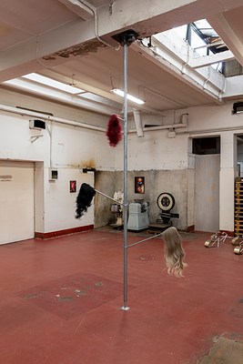 Image 19 of 38