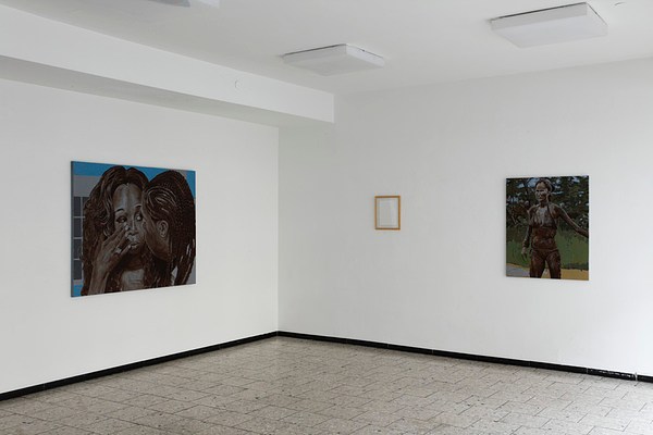 Image 4 of 16