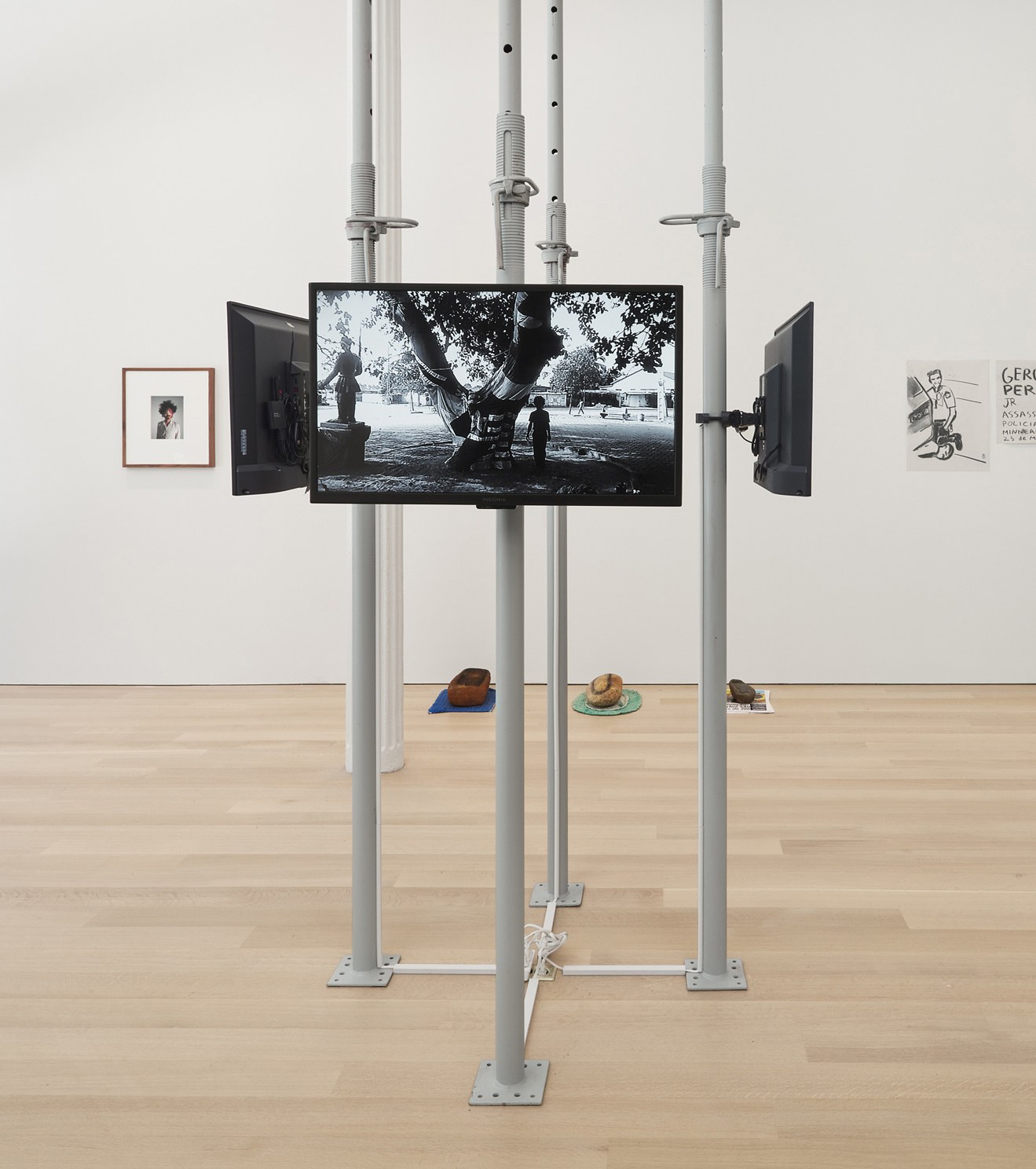 Paulo Nazareth, Nosotros los otros at Mendes Wood DM, photo 3