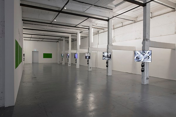 Image 3 of 32