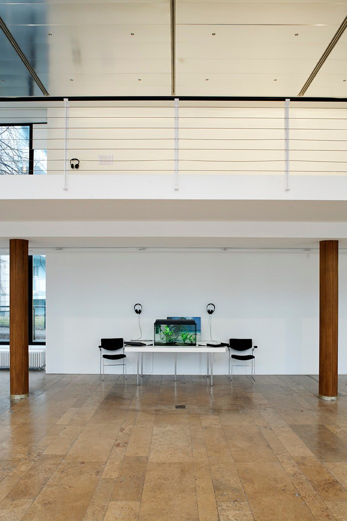 Tris Vonna-Michell, Untitled at Capitain Petzel, photo 3