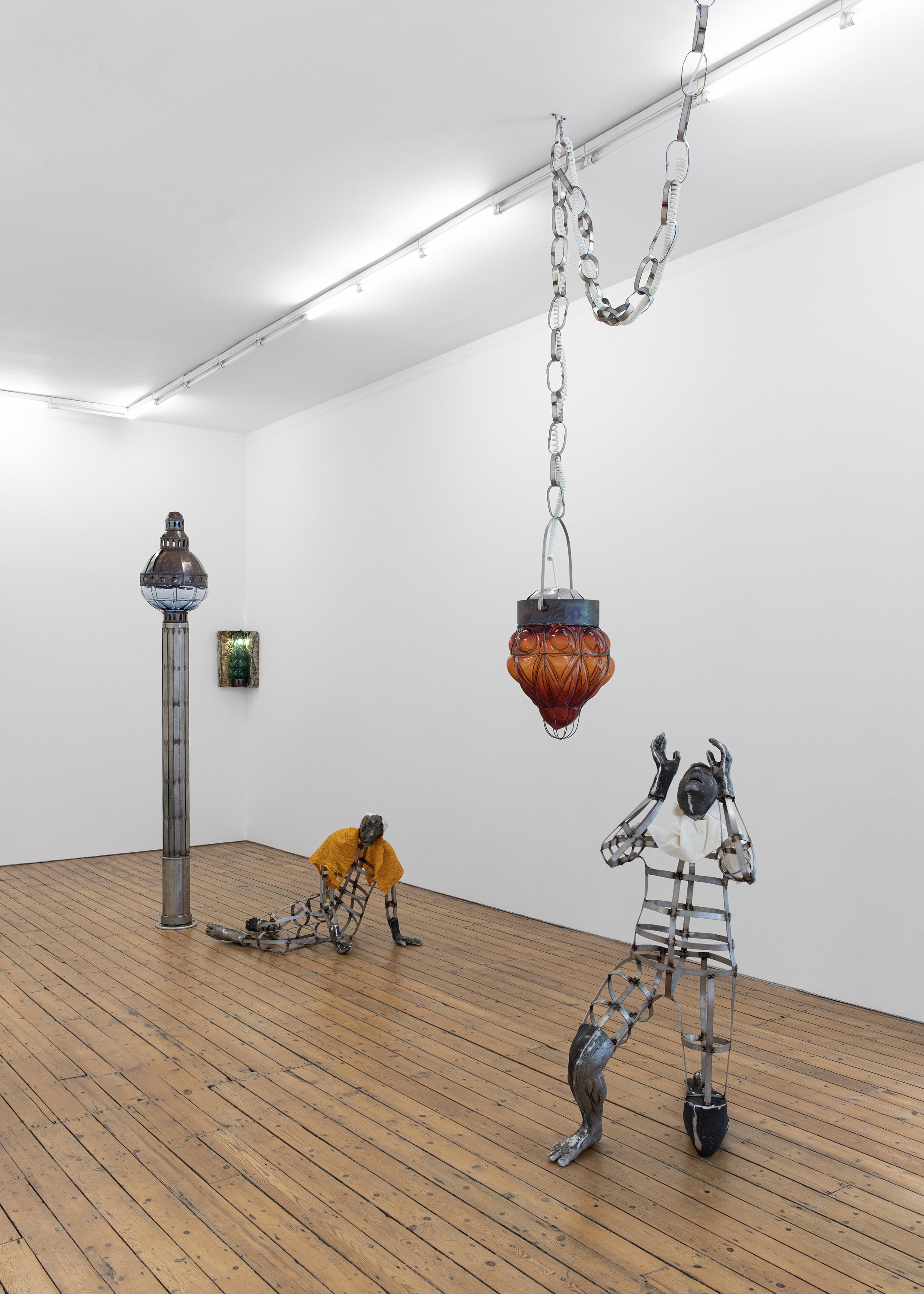 Kira Freije, meteorites at The Approach, photo 2