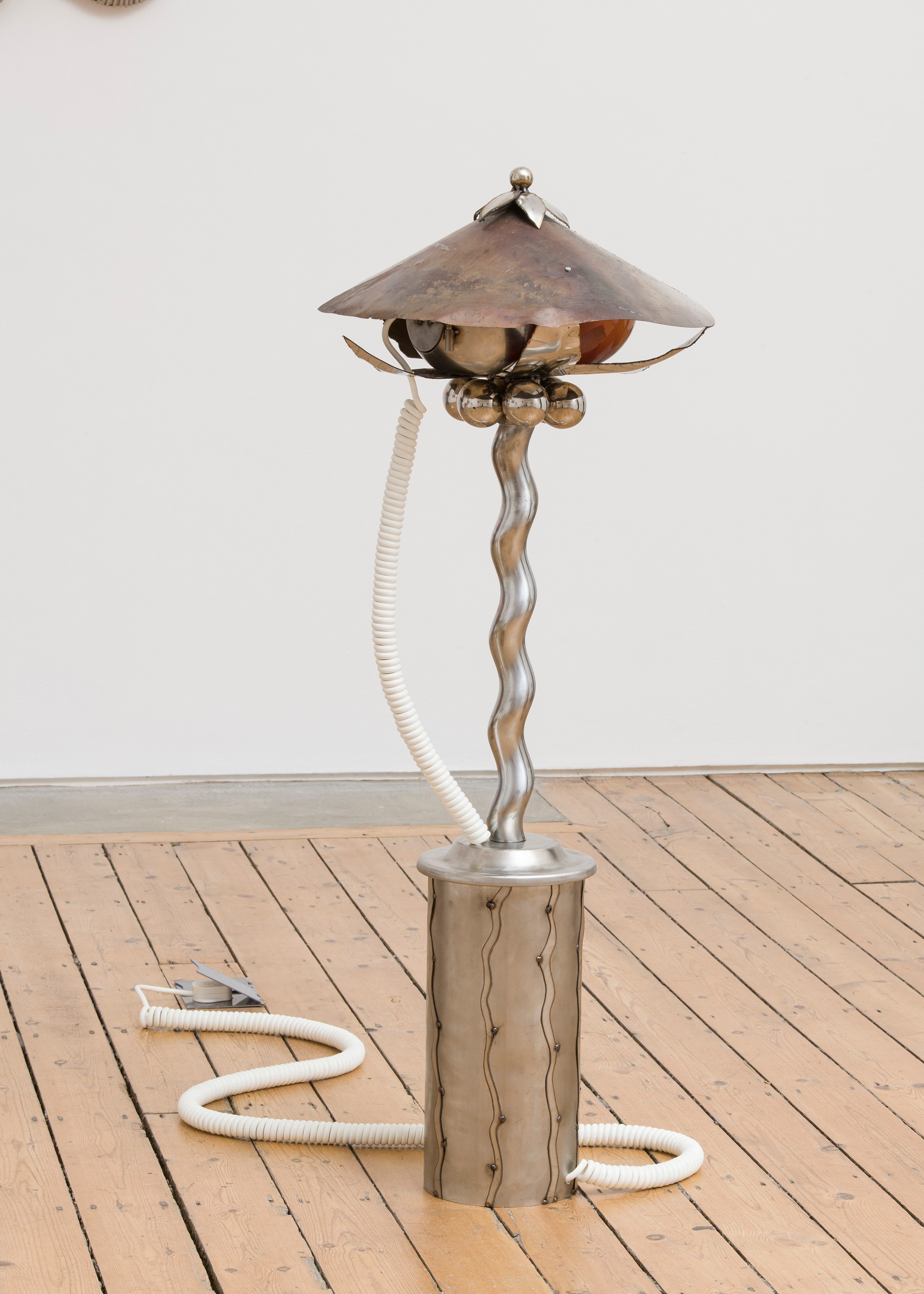 Kira Freije, meteorites at The Approach, photo 13