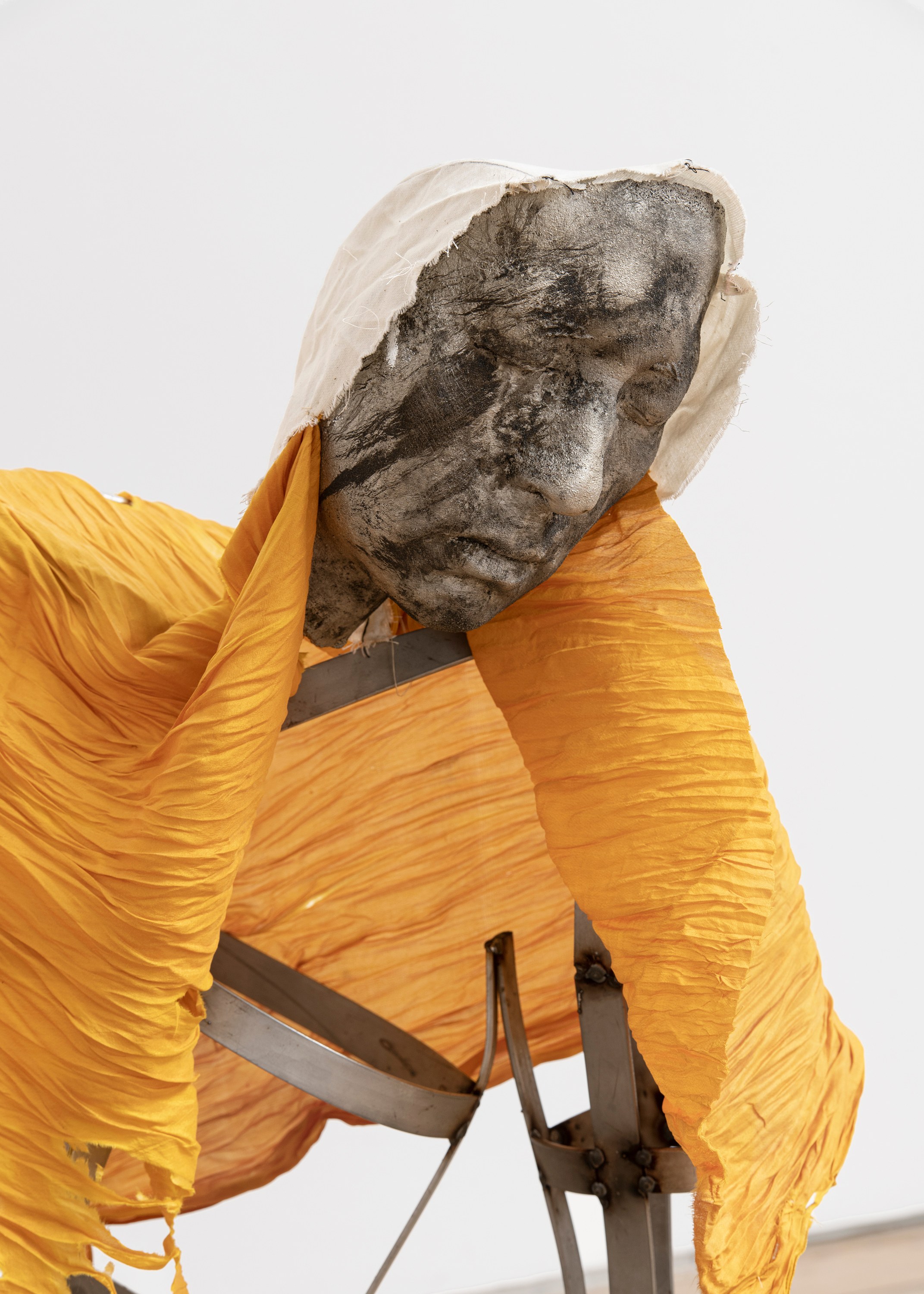 Kira Freije, meteorites at The Approach, photo 21