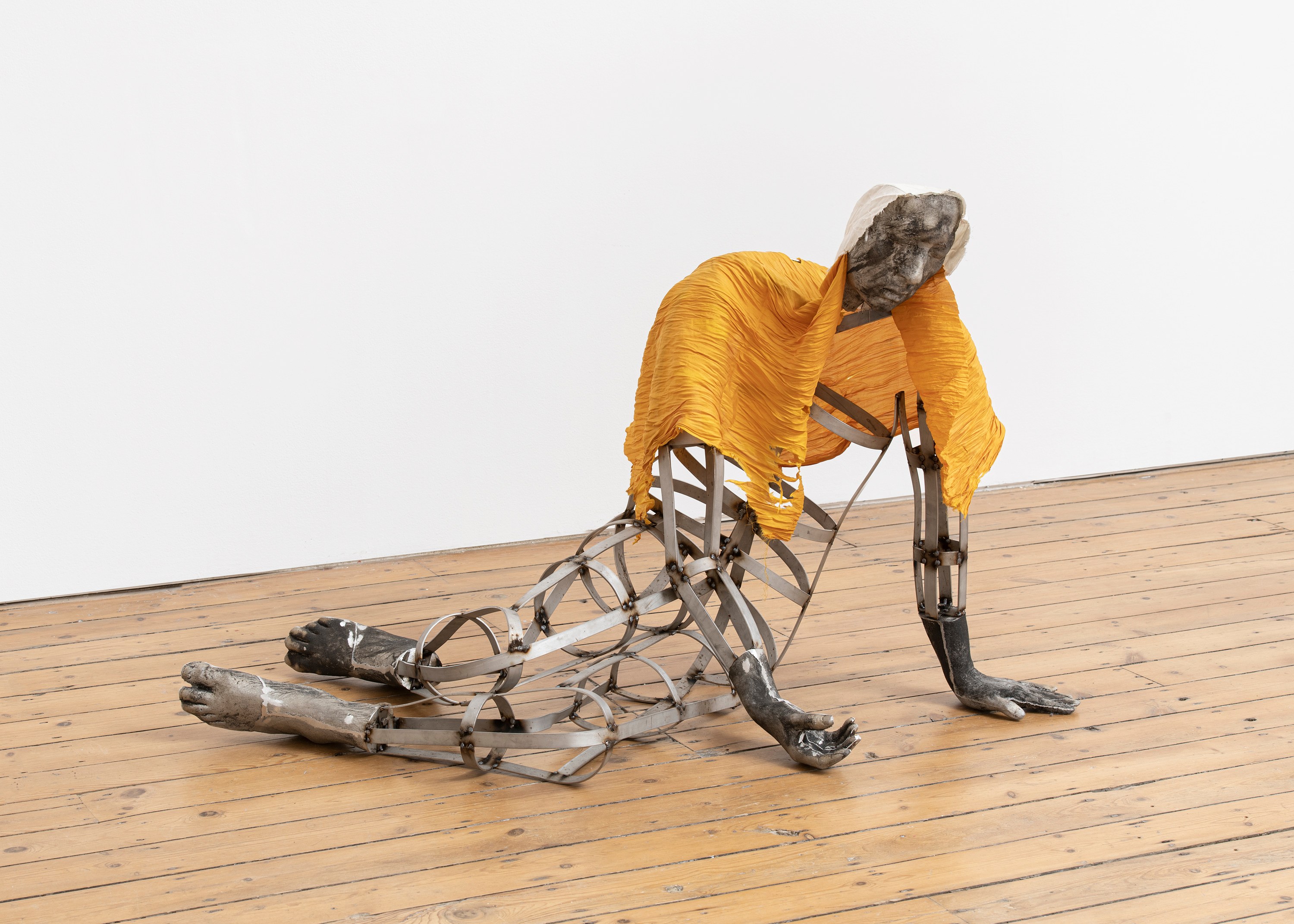 Kira Freije, meteorites at The Approach, photo 20