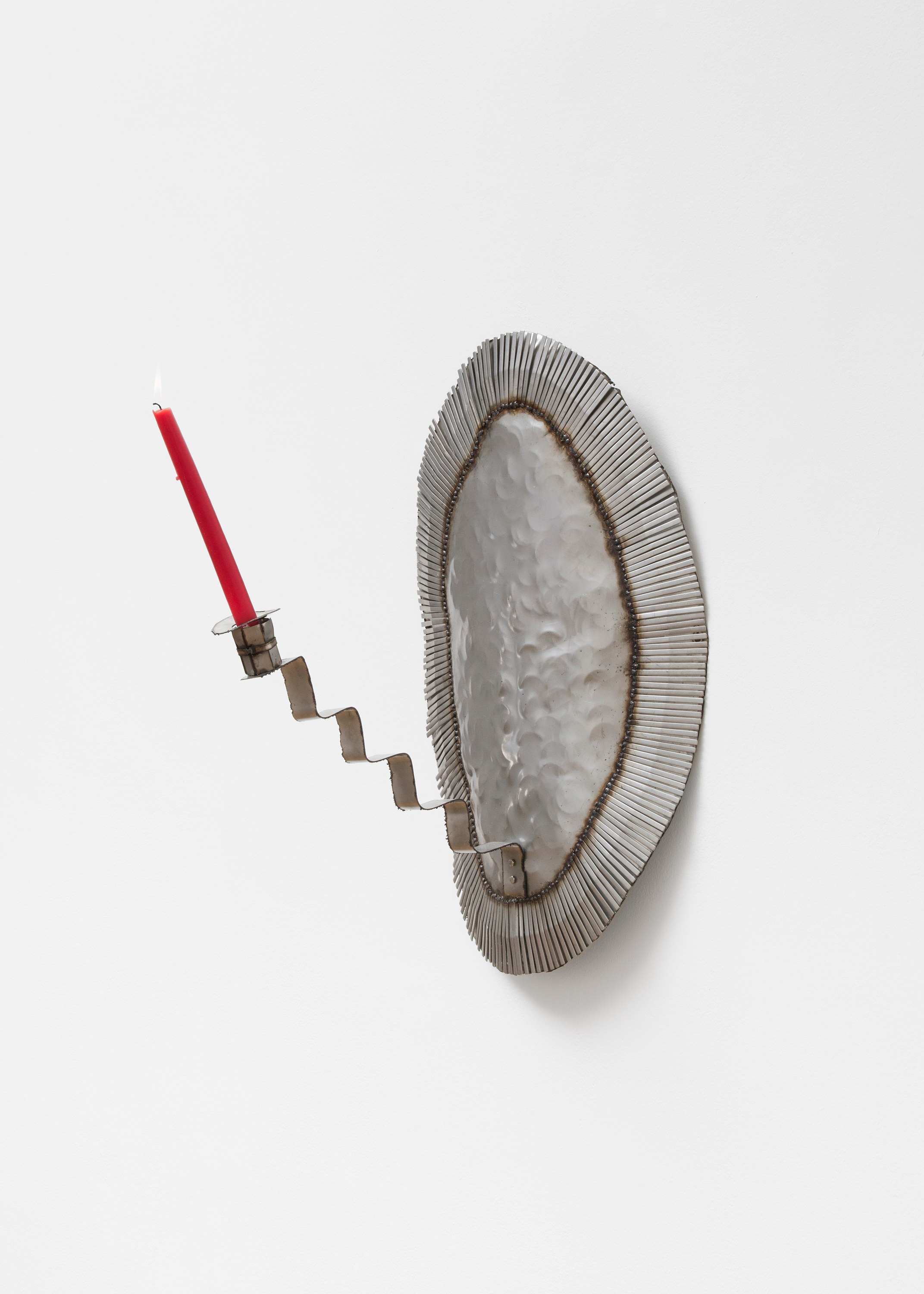 Kira Freije, meteorites at The Approach, photo 36