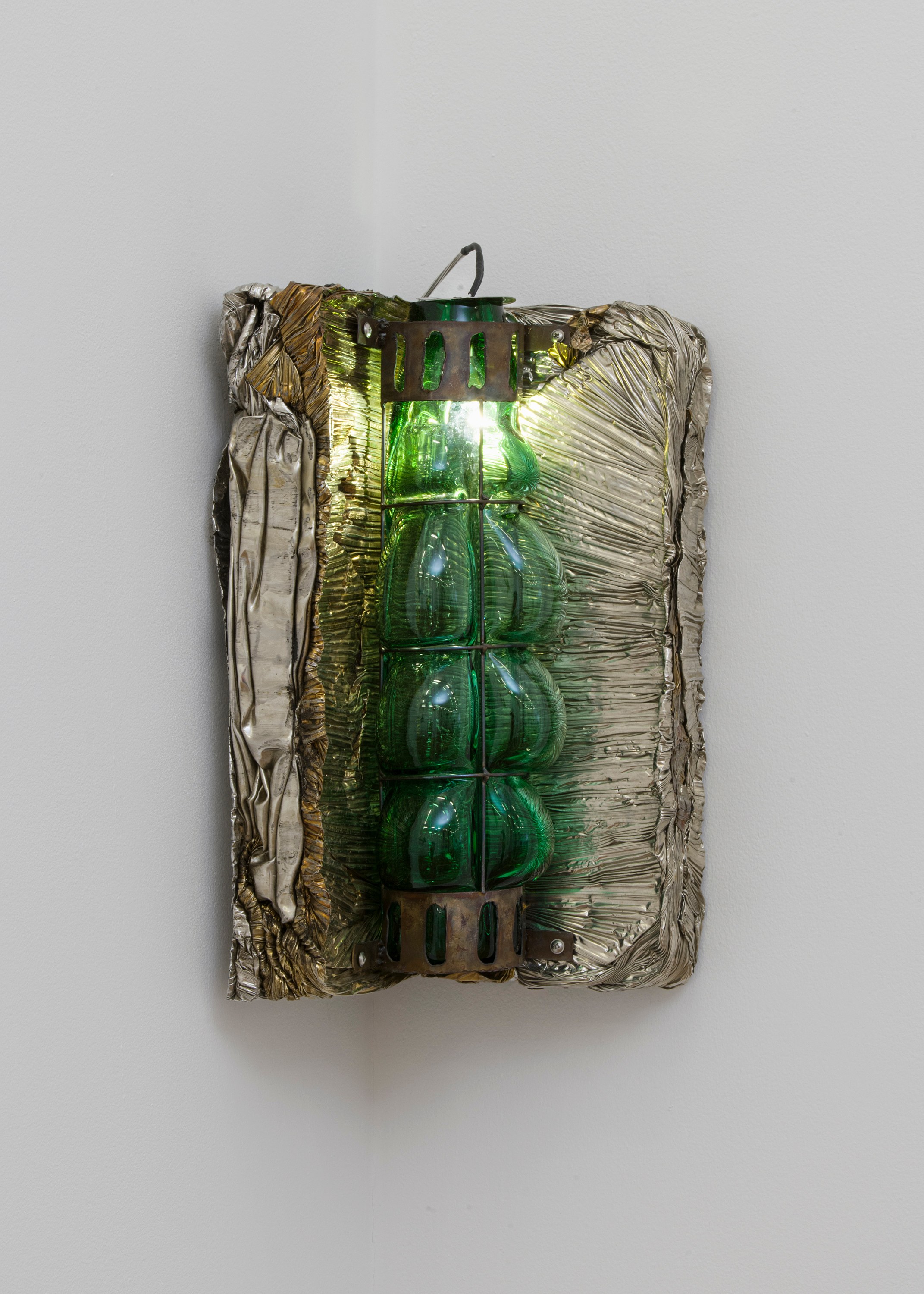 Kira Freije, meteorites at The Approach, photo 44