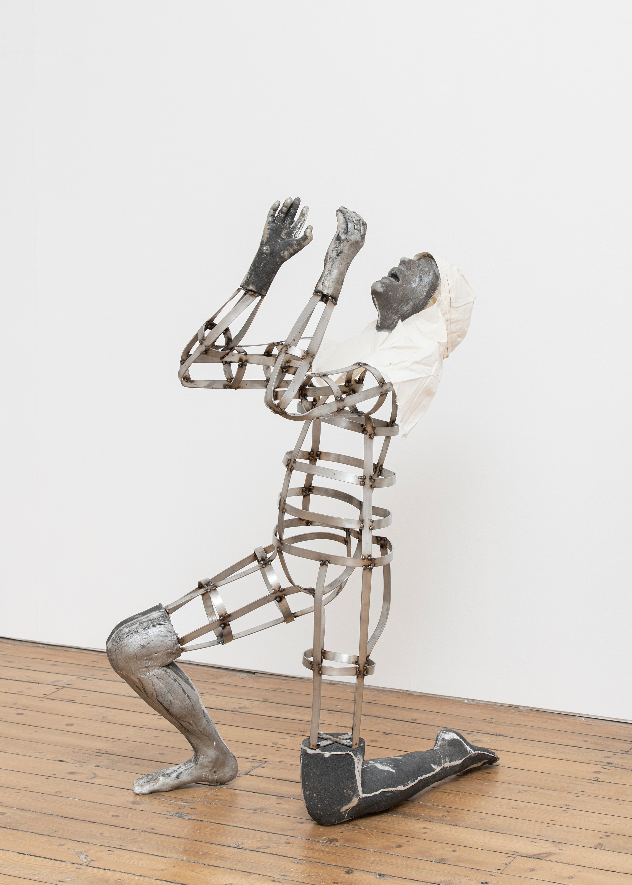 Kira Freije, meteorites at The Approach, photo 49