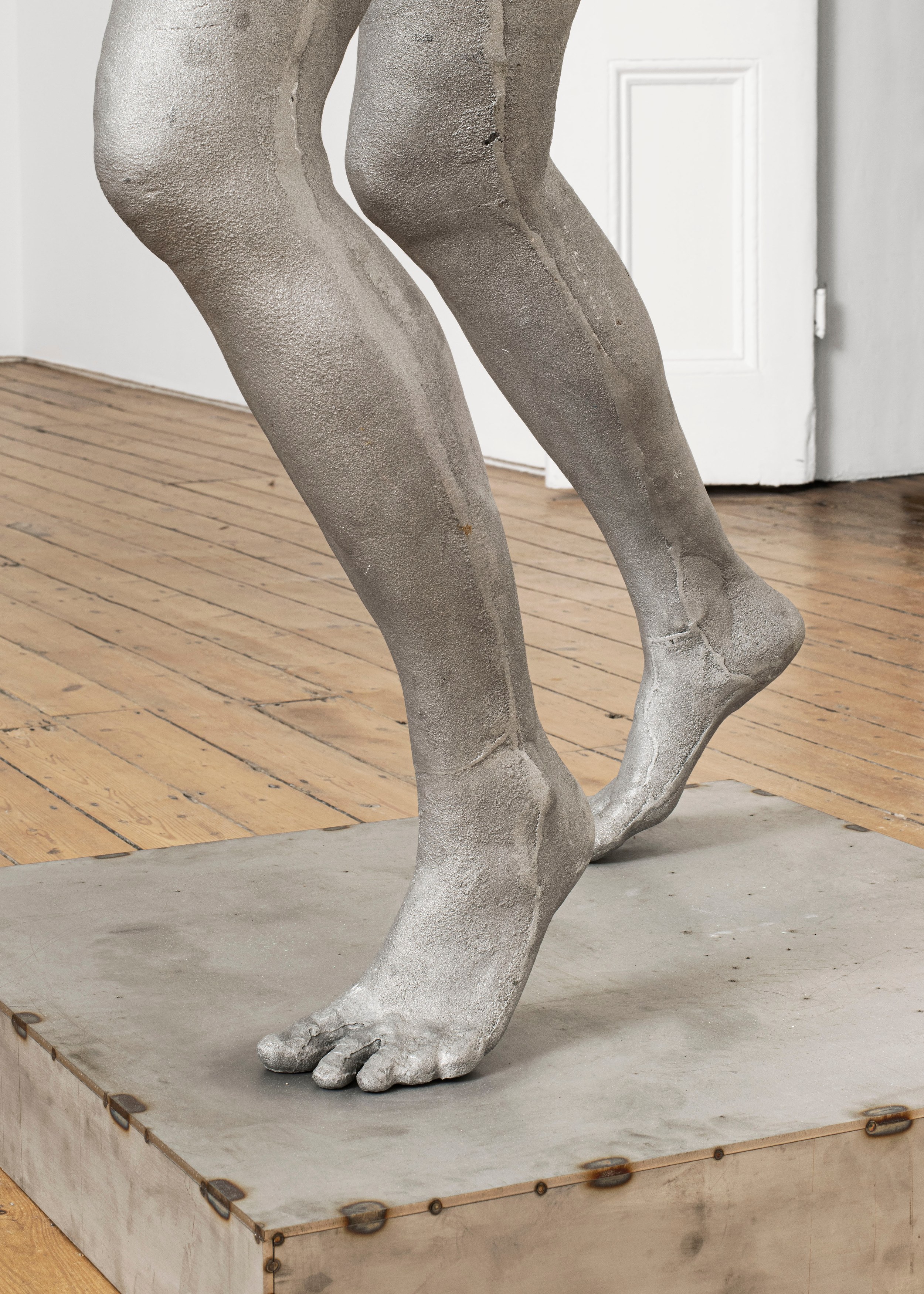 Kira Freije, meteorites at The Approach, photo 62